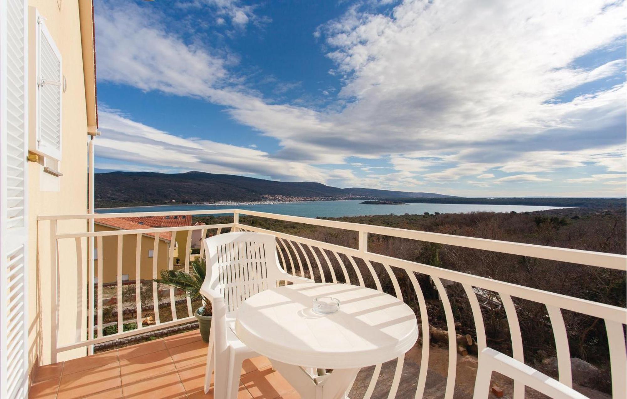 Stunning Apartment In Kornic With House Sea View 외부 사진